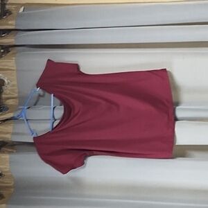 Casual soft off shoulder top. Lightweight very soft and comfortable. Burgundy